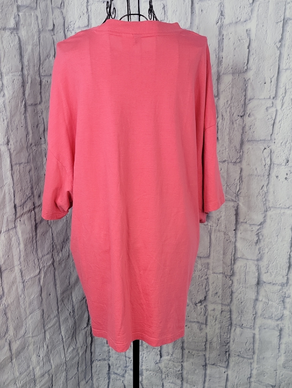 H&M Sublime Long Beach CA Graphic Tee Pink Oversized Medium - Picture 6 of 8